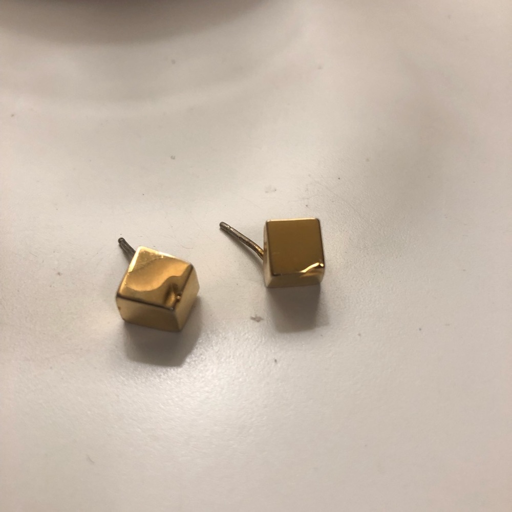 🚫SOLD🚫Bijules Fools Gold Studs Celebrities Fav